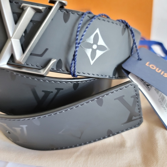 Louis Vuitton Pyramid Buckle Silver Matte Giant Monogram Belt - Picture 4 of 9